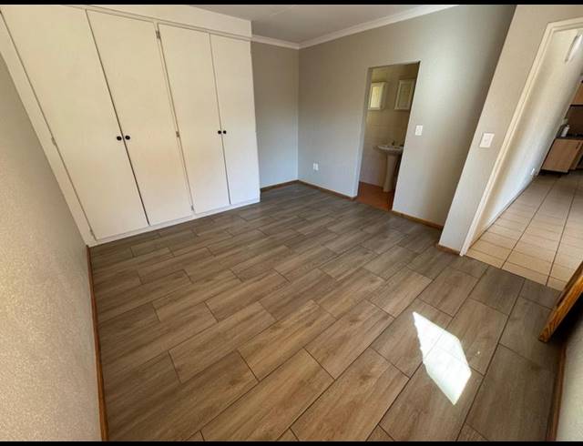 3 BEDROOM TOWNHOUSE FOR SALE IN GLEN MARAIS